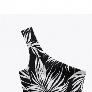 Black and White One-Shoulder Tank Top